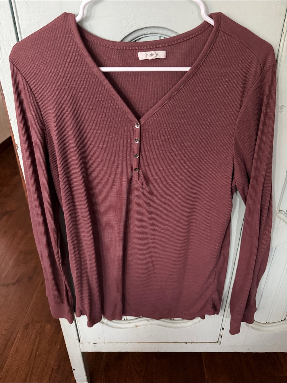 Maurices Ribbed Long-Sleeve Henley Top - Mauve Rose